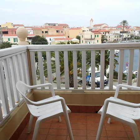 Lina Hotel Stintino Zewnętrze zdjęcie