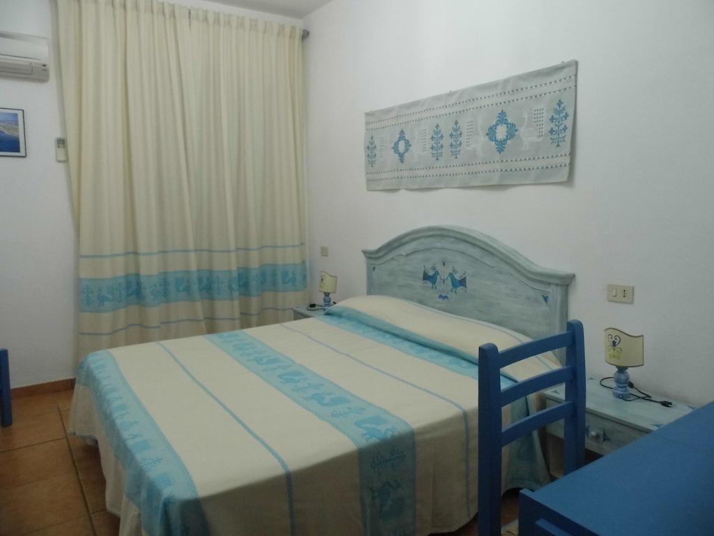 Lina Hotel Stintino Pokój zdjęcie